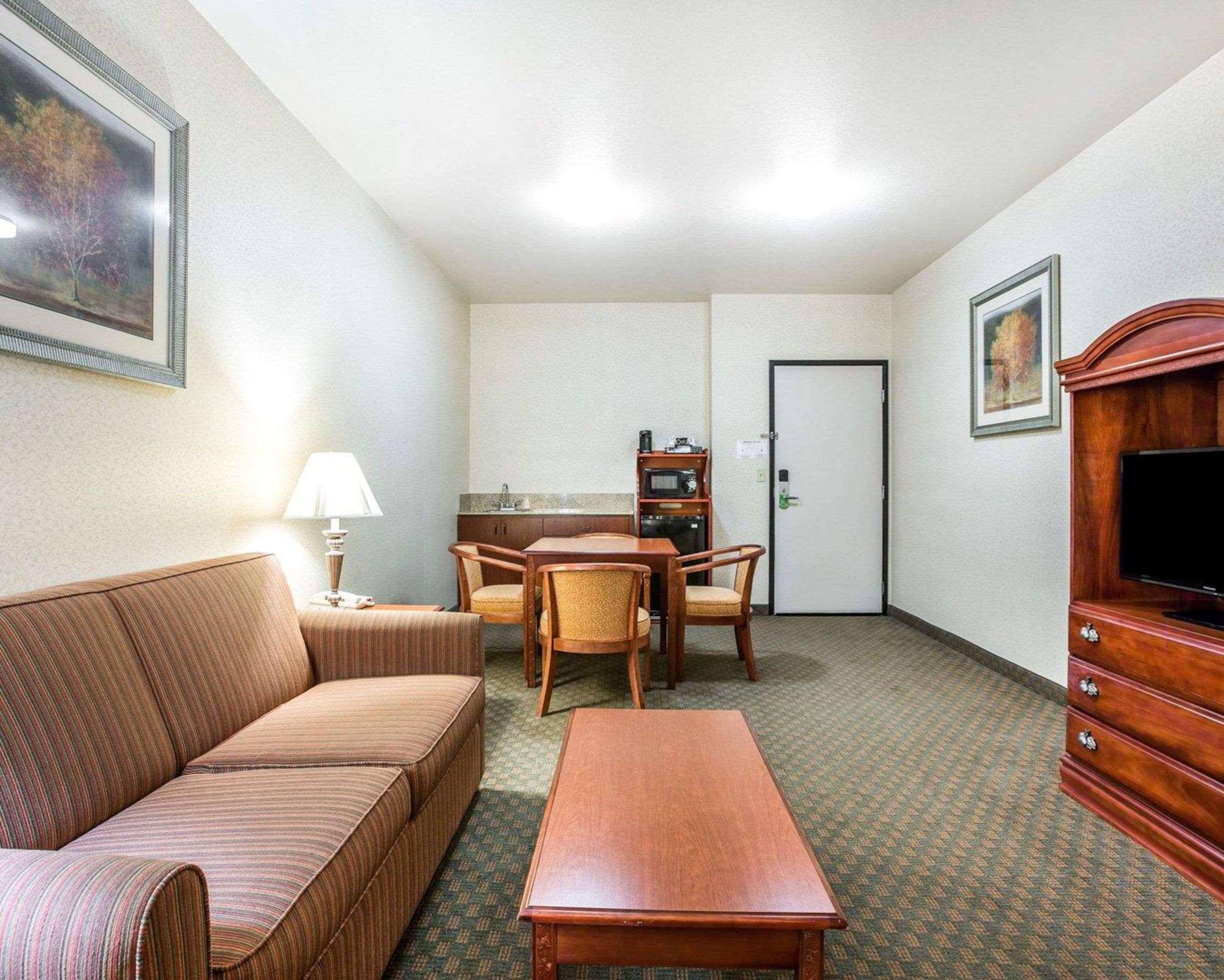 Comfort Inn & Suites Galt - Lodi North Exterior foto